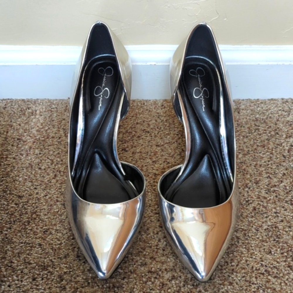 NEW Jessica Simpson Silver Metallic D'Orsay Pointed Toe Pumps Size 7.5 - Picture 3 of 9